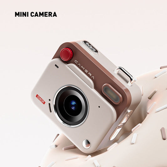 Mini Retro Keychain Camera